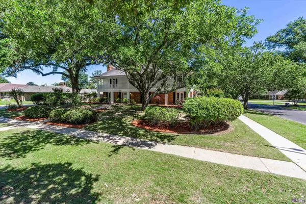 12699 MOLLYLEA DR, Baton Rouge, LA 70815