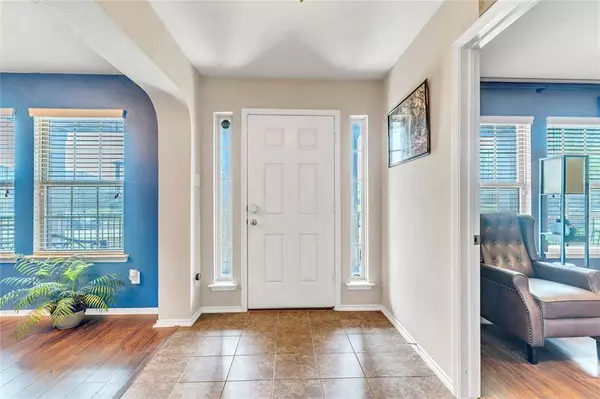 1771 Pioneer Way, Lancaster, TX 75146