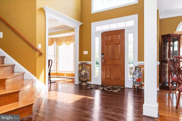 1717 OAKDALE DR, Cooksville, MD 21723