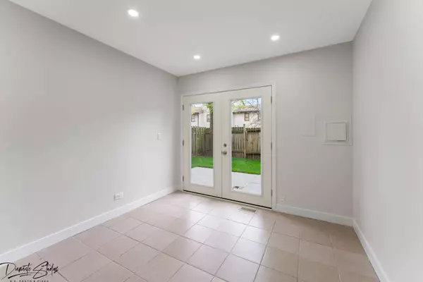 456 Seneca Lane, Bolingbrook, IL 60440