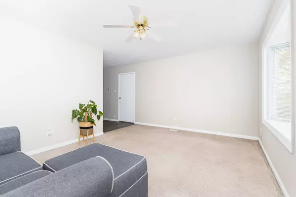 4721 POPLAR AVE, Richton Park, IL 60471