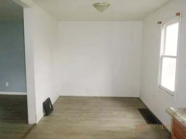 84 Henning Street, Kalamazoo, MI 49001