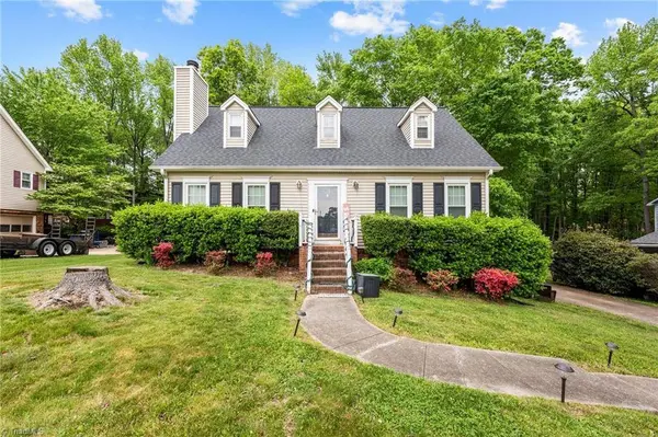 5100 Carolwood DR, Greensboro, NC 27407