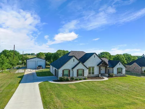 1080 Horizon Trace Drive, Azle, TX 76020