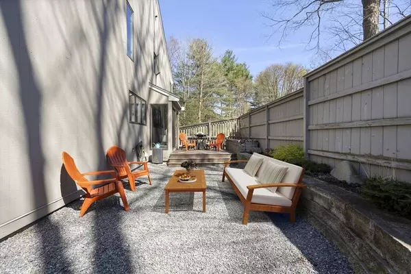 63 Mill Pond #63, North Andover, MA 01845