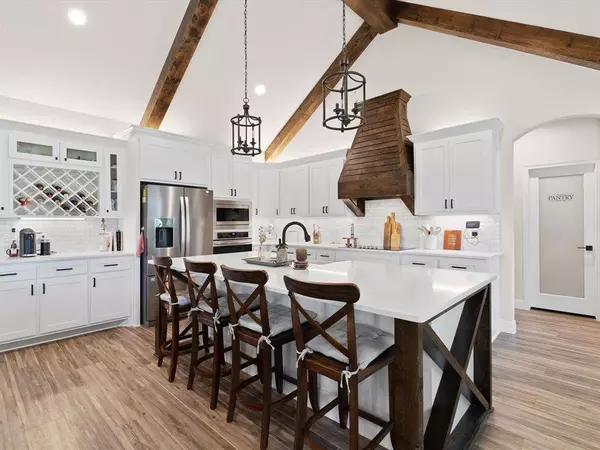 1080 Horizon Trace Drive, Azle, TX 76020