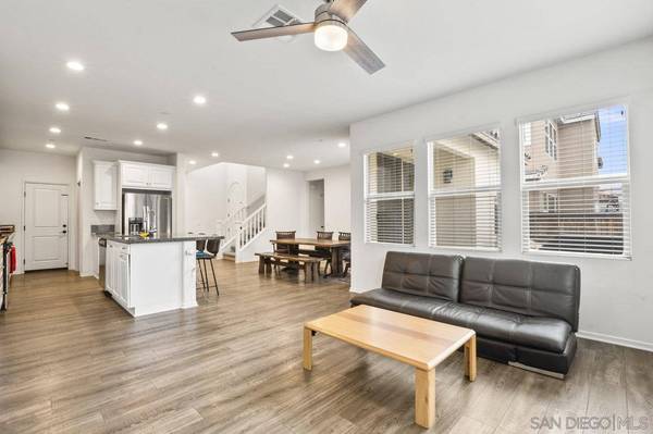 1216 Camino Carmelo, Chula Vista, CA 91913