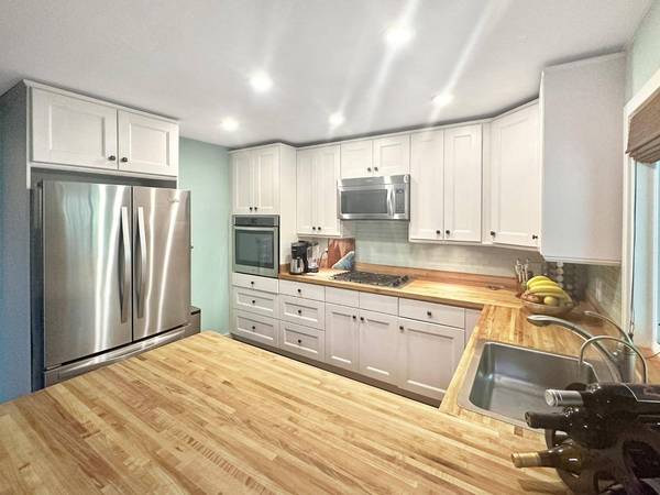 236 Foresthill AVE #A, Auburn, CA 95603