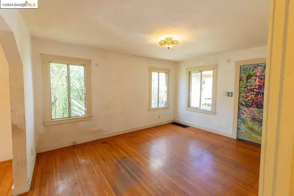 1735 Liberty St, El Cerrito, CA 94530