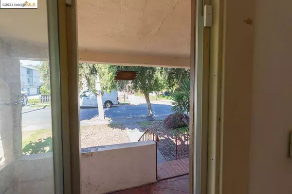 1735 Liberty St, El Cerrito, CA 94530