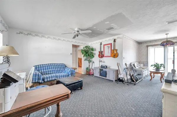 3555 26TH ST N, Saint Petersburg, FL 33713