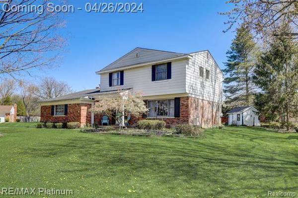 29198 HEMLOCK Court, Farmington Hills, MI 48336