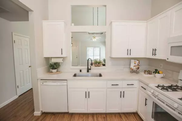 7002 Storia WAY, Elk Grove, CA 95758