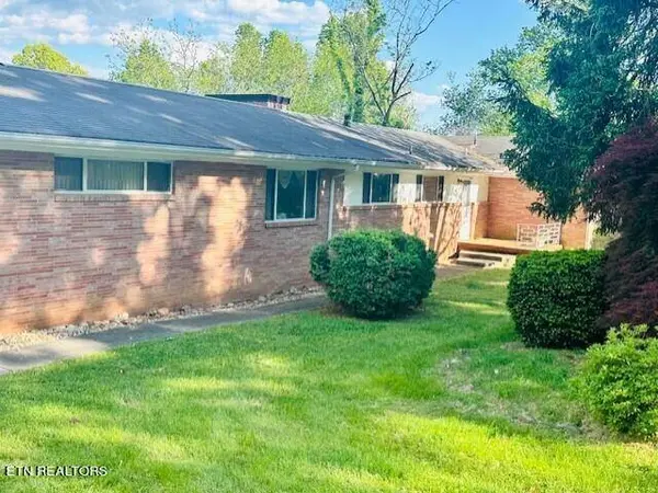 108 E Morningside DR, Oak Ridge, TN 37830
