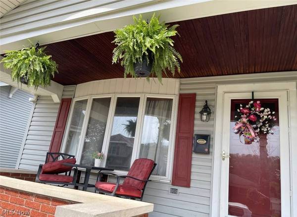 4561 Lincoln AVE, Shadyside, OH 43947