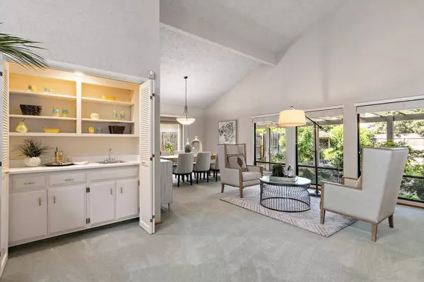 617 Riverlake WAY, Sacramento, CA 95831