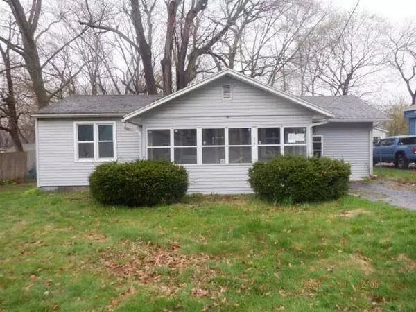 84 Henning Street, Kalamazoo, MI 49001