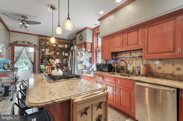 7 S MAIN ST, Dover, DE 19901