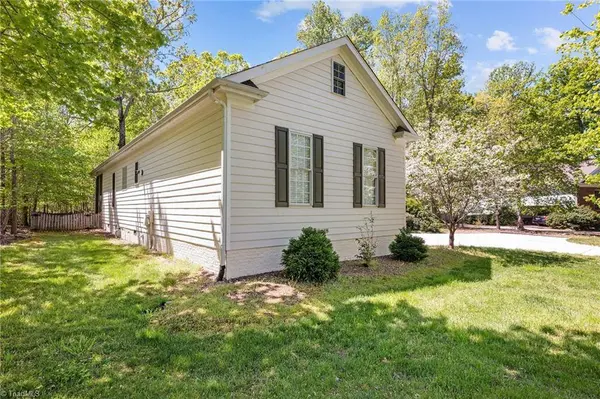 104 Shenandoah WAY, Mebane, NC 27302