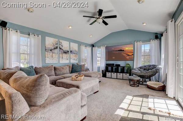 29198 HEMLOCK Court, Farmington Hills, MI 48336