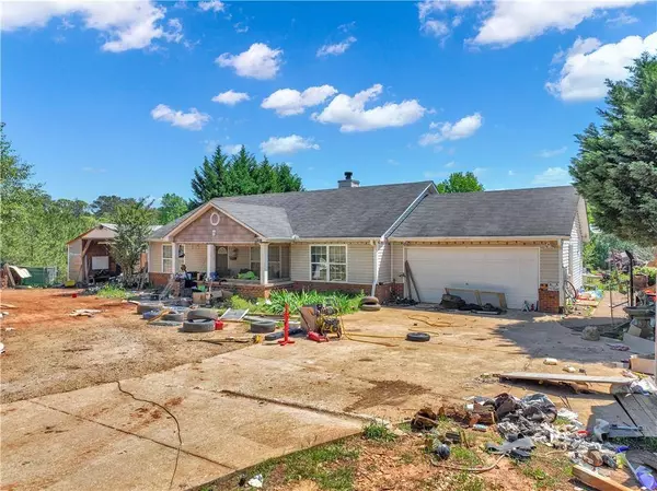 257 Jack Russell RD, Newnan, GA 30263