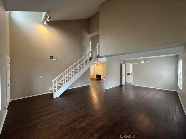 54 Meadow View DR, Pomona, CA 91766