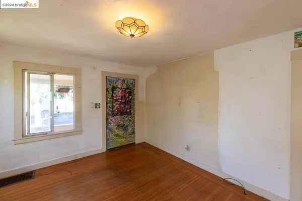 1735 Liberty St, El Cerrito, CA 94530