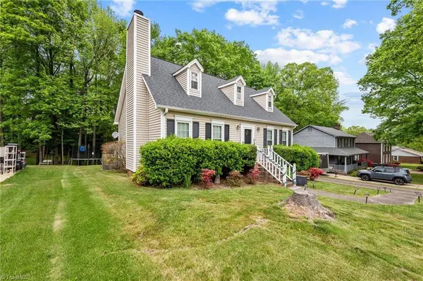 5100 Carolwood DR, Greensboro, NC 27407