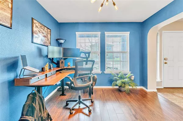 1771 Pioneer Way, Lancaster, TX 75146