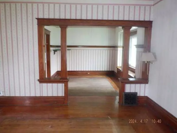 907 Lum Avenue, Kalamazoo, MI 49048