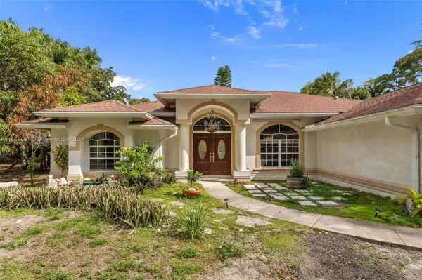 12725 Sunset Blvd, West Palm Beach, FL 33411