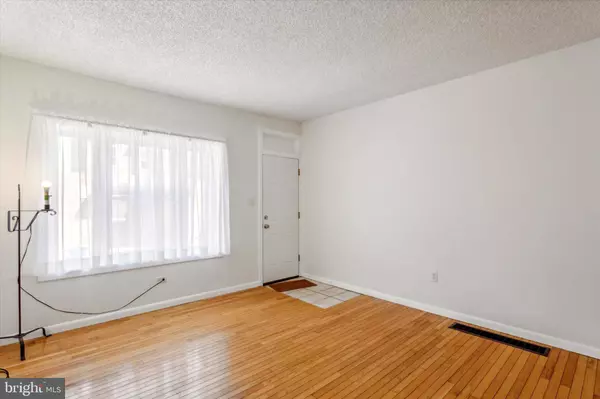 1118 CANTRELL ST, Philadelphia, PA 19148