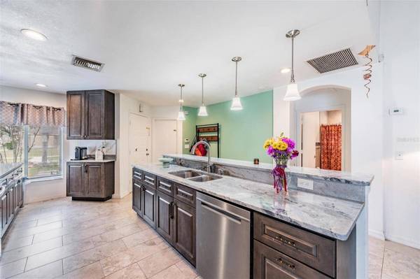 509 SCARLET MAPLE CT, Plant City, FL 33563