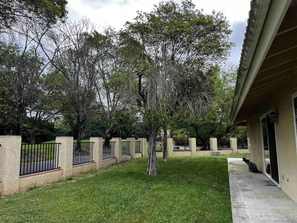 17321 Grandee Pl, San Diego, CA 92128