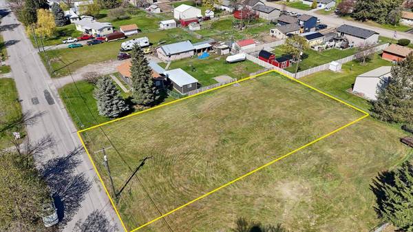 53xx N Chase Rd, Newman Lake, WA 99025