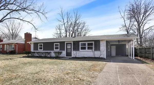 419 Hollybrook DR, New Whiteland, IN 46184