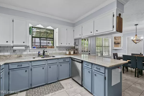 195 Bellegrove Circle, Brandon, MS 39047