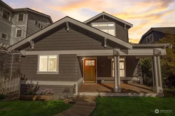 3248 61st Ave AVE SW, Seattle, WA 98116