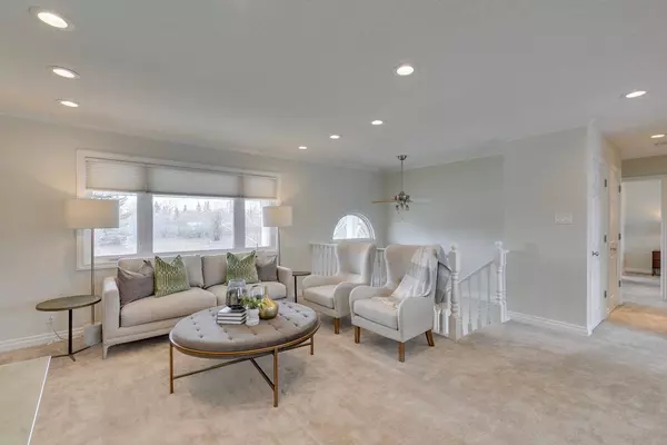 4320 Brentwood GN NW, Calgary, AB T2l 1L3