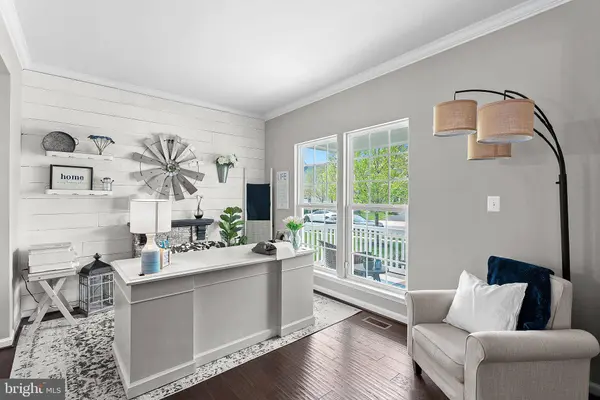 25912 ROYSTON PASS CIR, Aldie, VA 20105