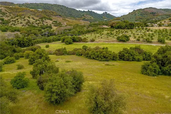 6 Camino Estribo / Via Tornado, Temecula, CA 92590