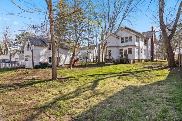 817 3rd ST, Hudson, WI 54016