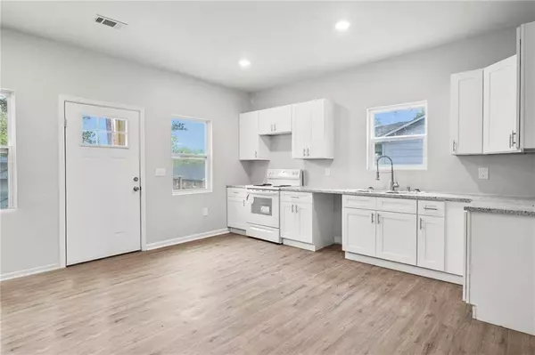 595 Hall ST, Macon, GA 31217