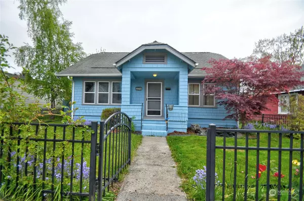 1109 F ST, Centralia, WA 98531