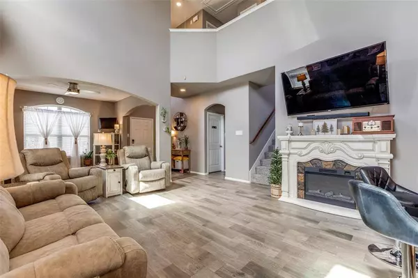 1465 Acmite Avenue, Cross Roads, TX 76227