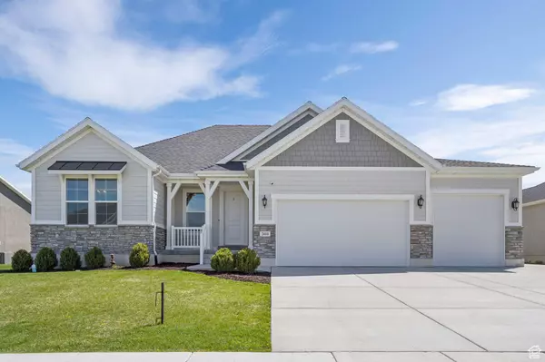 2444 N STANLEY CRANE DR, Clinton, UT 84015