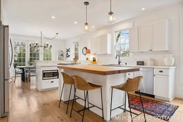 1650 Shelby Ln, Holland, MI 49424-2598