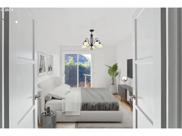 1421 PARKER ST, Springfield, OR 97477