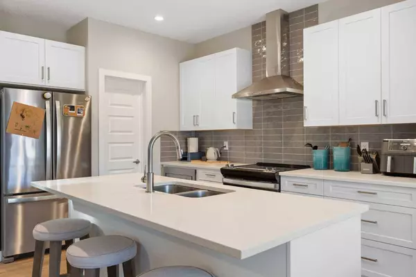 84 Walgrove TER SE, Calgary, AB T2X0M7