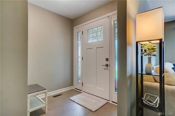 2462 Bending Willow Drive, Kettering, OH 45440